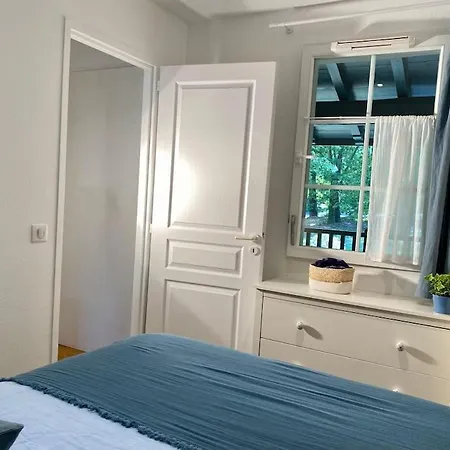 Charme & Nature - 2 Chambres, Cosy, Lac, Golf, Piscine, Terrasse, Parking, 2 A 5 Pers Max * Бискаррос