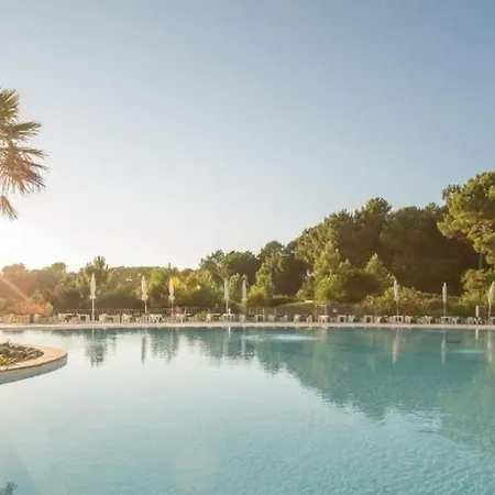 Charme & Nature - 2 Chambres, Cosy, Lac, Golf, Piscine, Terrasse, Parking, 2 A 5 Pers Max Апартаменты